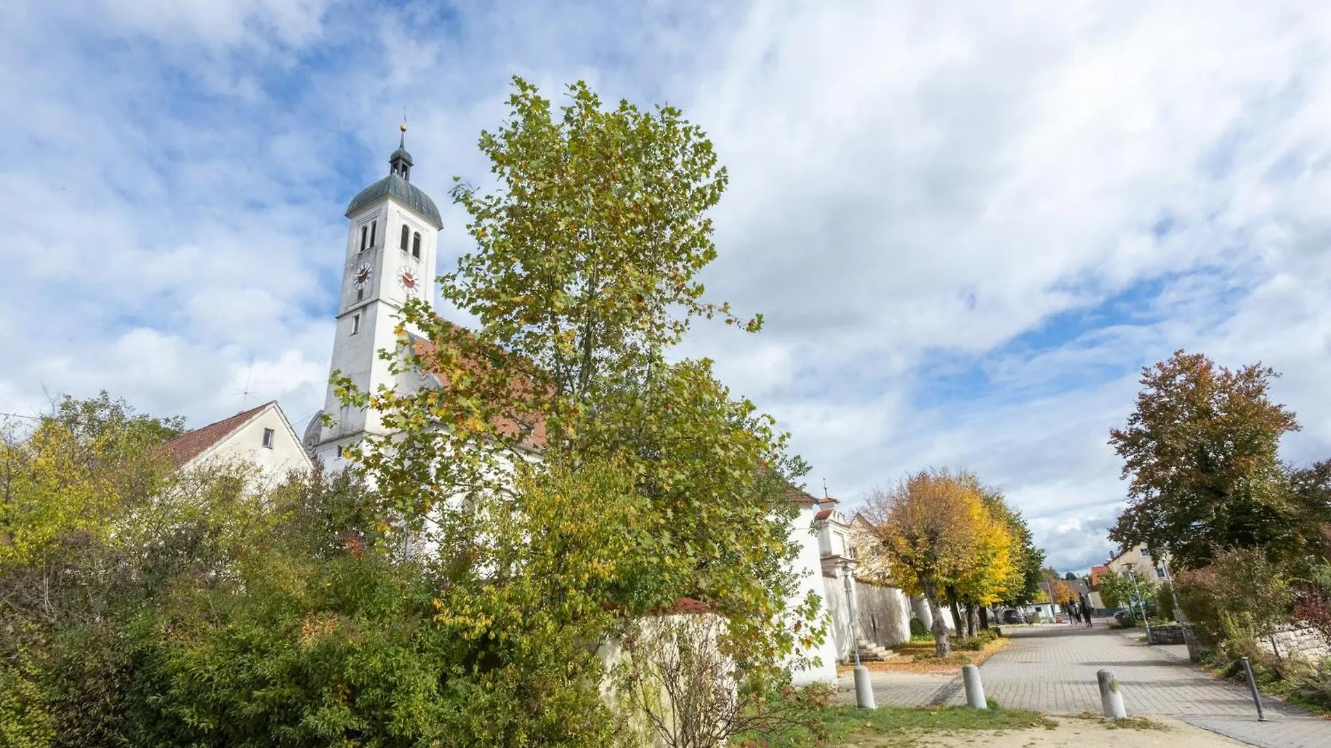 Lovely Holiday Home In Haunsheim